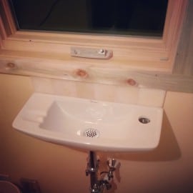 tiny bathroom sink